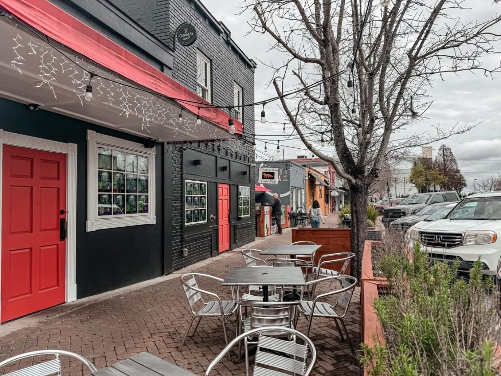 Hidden Gem Restaurants Charleston SC Offer Unique Off-Path Dining